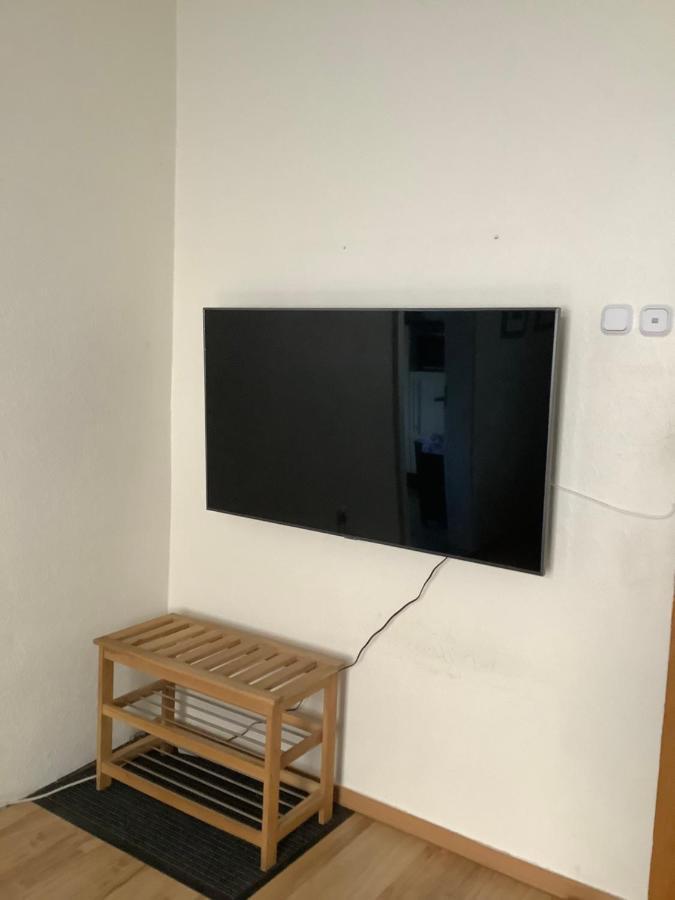 Apartment Bis Zu 8 Einzelbetten Stellplatz Wifi Essen Exterior foto