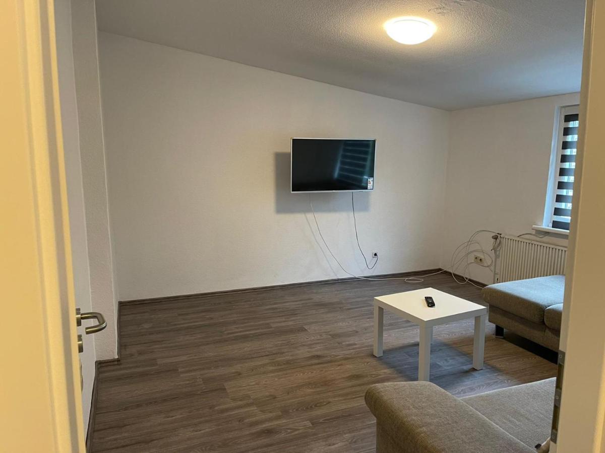 Apartment Bis Zu 8 Einzelbetten Stellplatz Wifi Essen Exterior foto